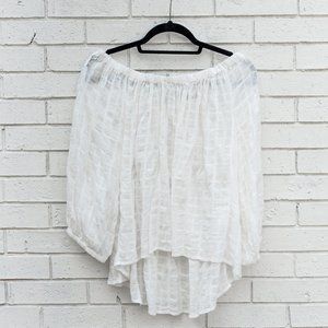 Flowey off-shoulder white blouse
